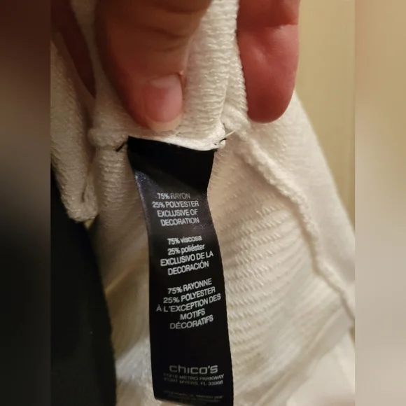 LAST CHANCE ๐๐ป๐๐ป Chico's Traveler's Collection cardigan - Picture 5 of 6